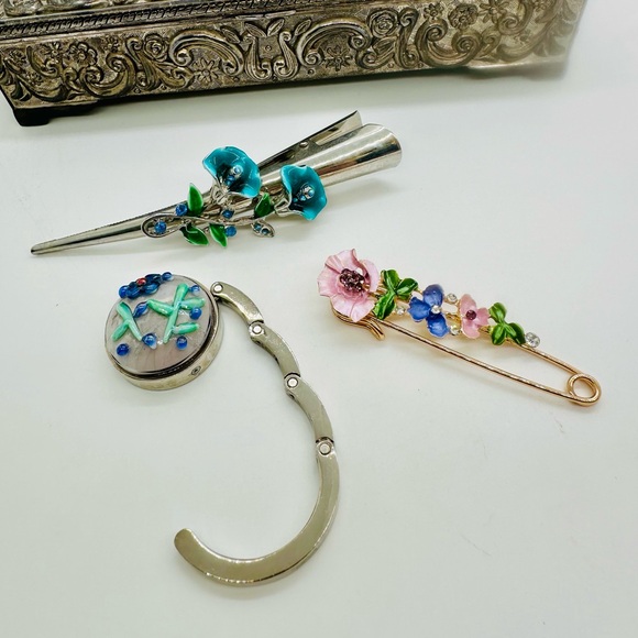Colorful Rhinestone Accessories Lot - Picture 5 of 7